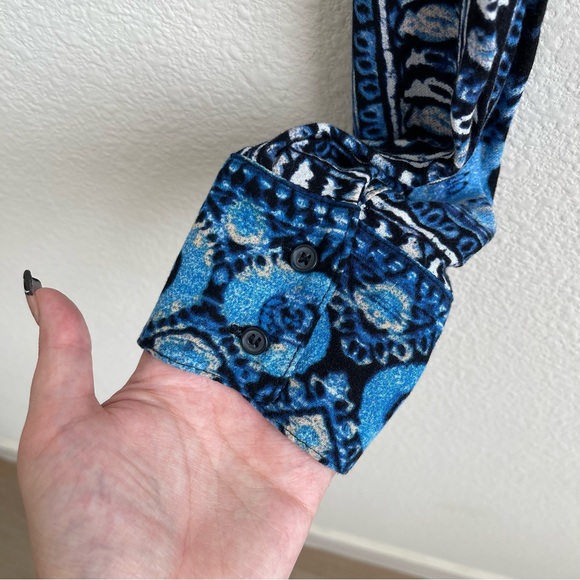 FREE PEOPLE Blue Boho Wild & Free V Neck Smocked Long Sleeve Cropped Blouse Top - Picture 6 of 12